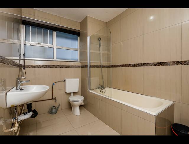2 BEDROOM SECTIONAL TITLE FOR SALE IN ESSENWOOD